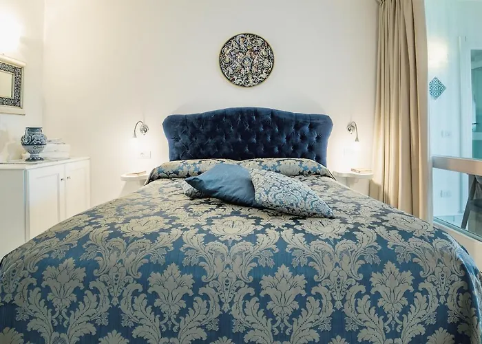 Willa La Dolce - Exclusive For Families & Groups