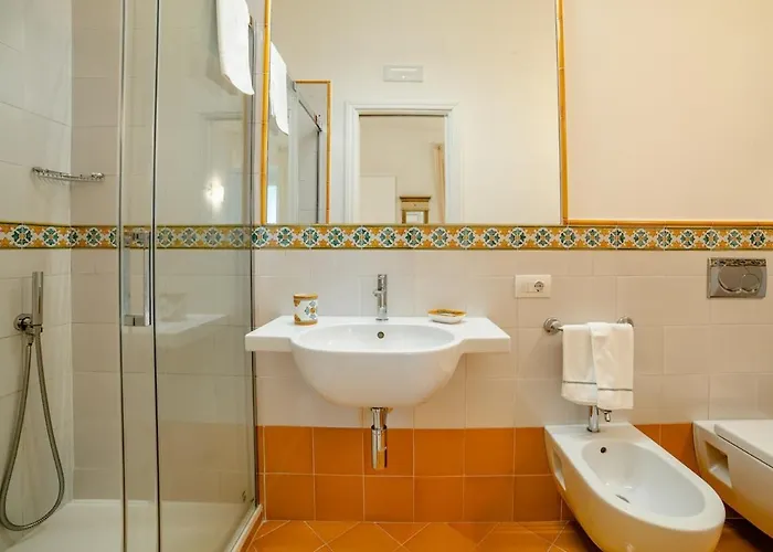 Willa La Dolce - Exclusive For Families & Groups *