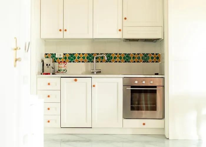 Willa La Dolce - Exclusive For Families & Groups *